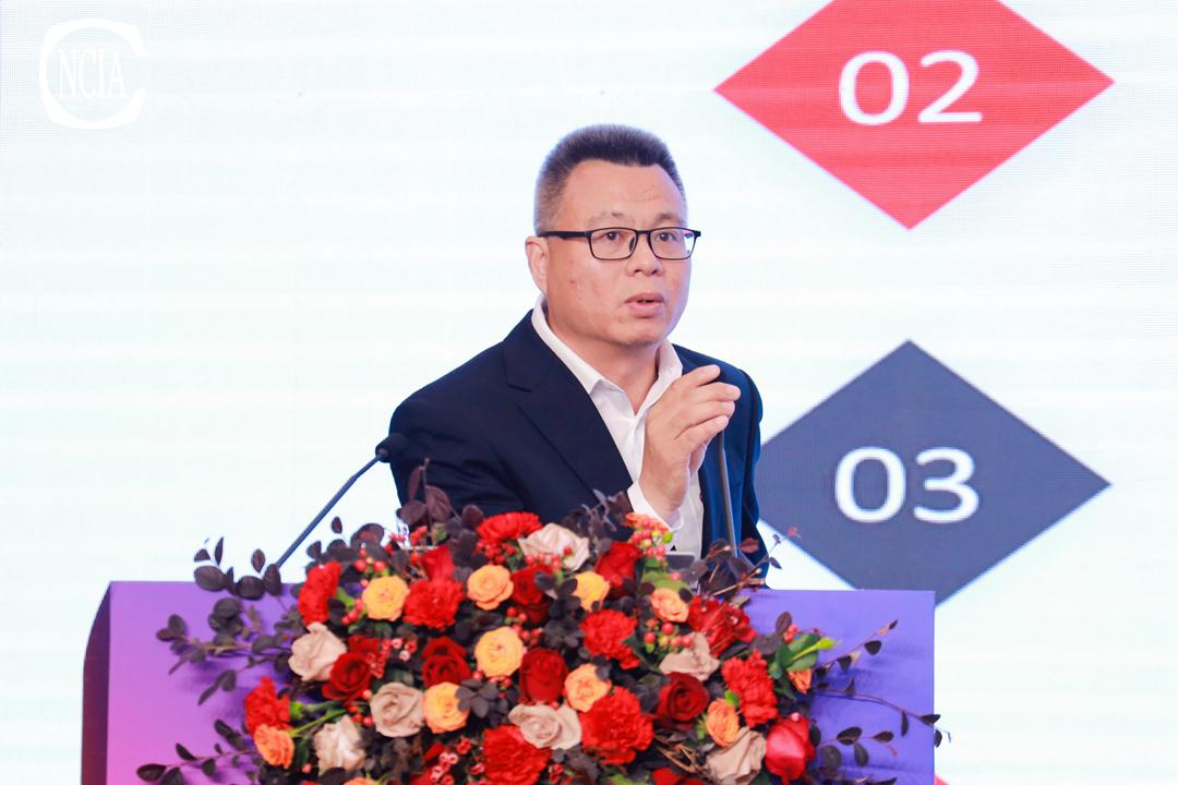 重慶渝輝智能裝備有限公司技術顧問呂建中：新質生產力——涂料行業(yè)超細研磨設備智能化技術及其應用